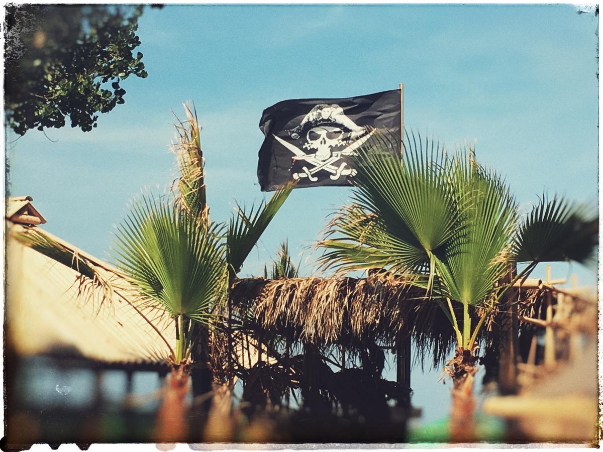 مامايا Pirates Resort المظهر الخارجي الصورة